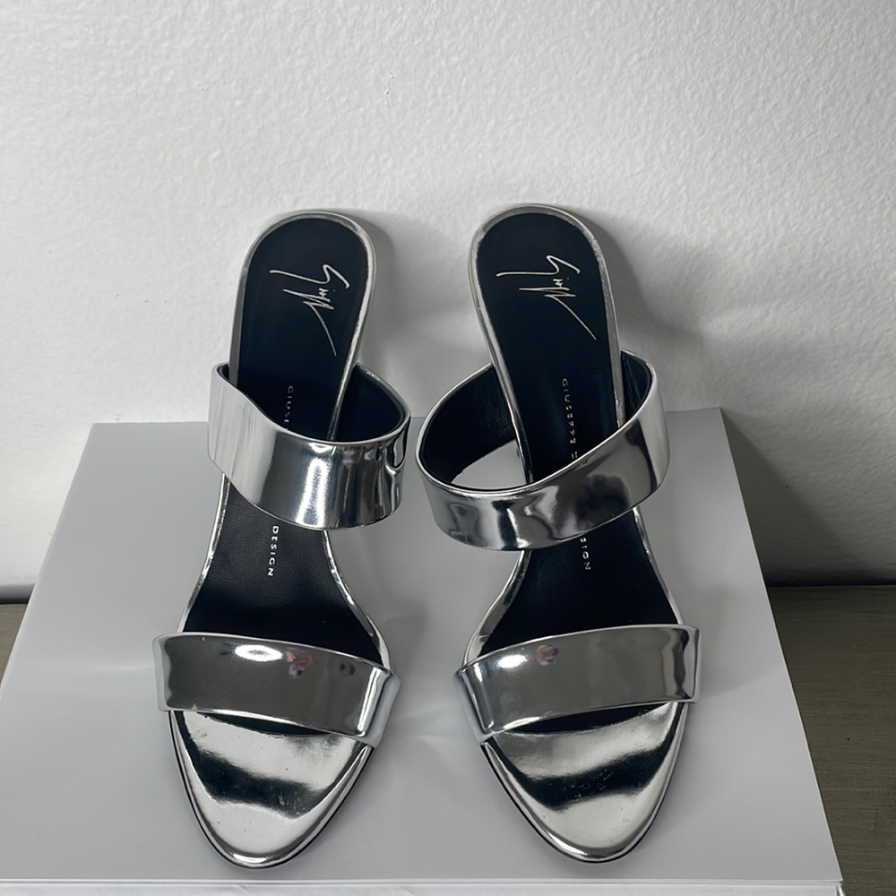 Giuseppe Zanotti Patent Leather Stiletto Heel Silver Metallic